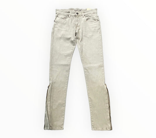 Light Washed Stacked Jeans With Zipper